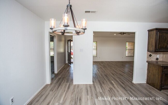 Building Photo - 5504 73rd St