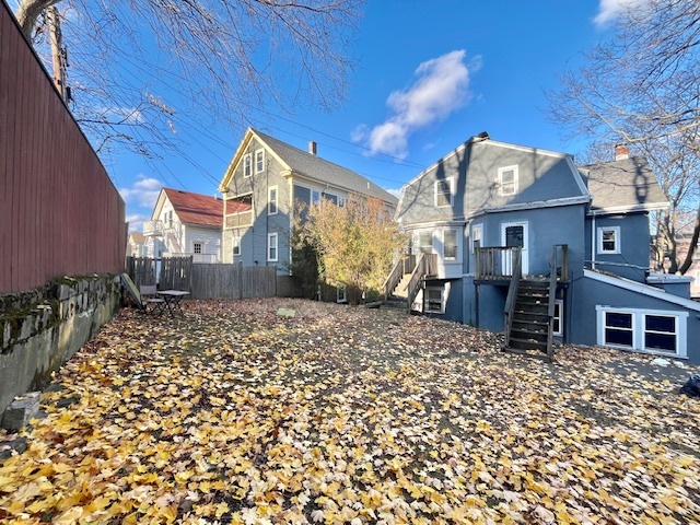 Building Photo - 42 Hillside St