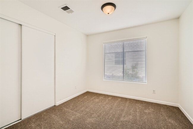 Building Photo - 7516 Sea Spray Ave