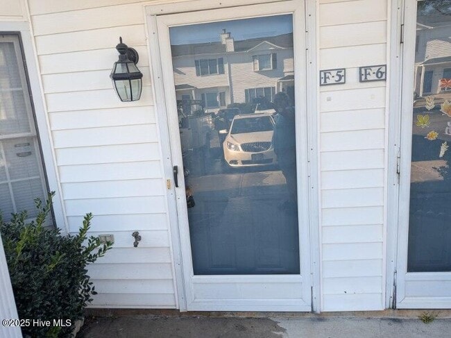 Primary Photo - 3812 Sterling Pointe Dr