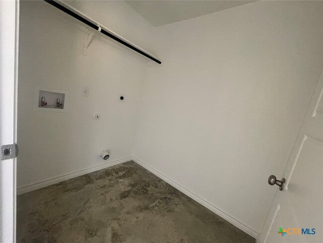 Building Photo - 302 Agua Chiquita Ct