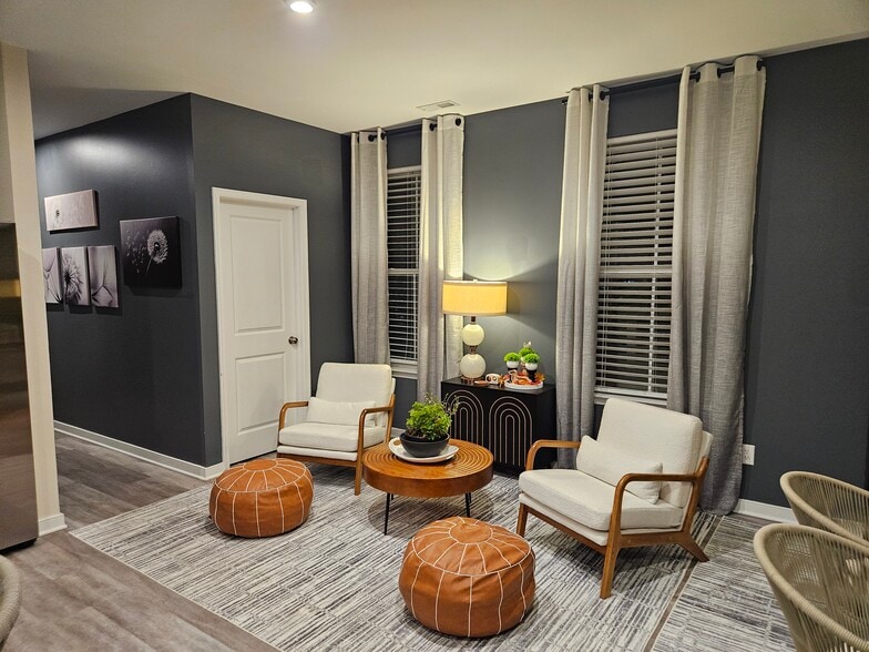 Seating area for your morning coffee - 7201 Hancock Chase Ct