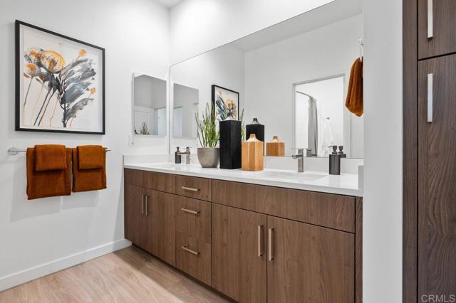 Building Photo - 3055 Avenida Torcello