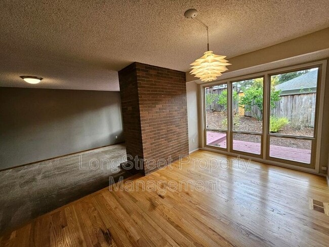 Building Photo - 5510 NW Innisbrook Pl