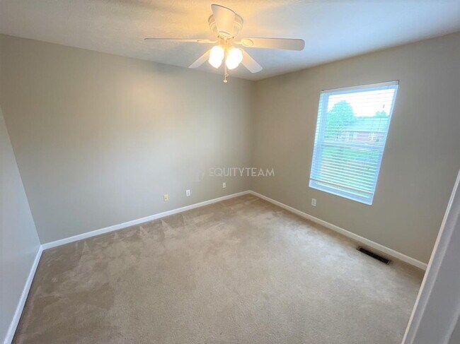 Building Photo - 8052 Misty Shore Dr