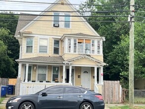 Building Photo - 324 Union Ave