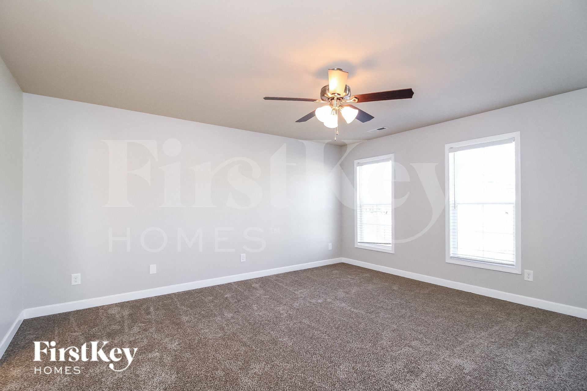 Building Photo - 1686 Crestlawn Tl