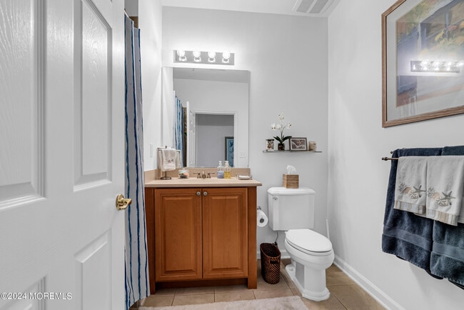 Building Photo - 33 Cooper Ave