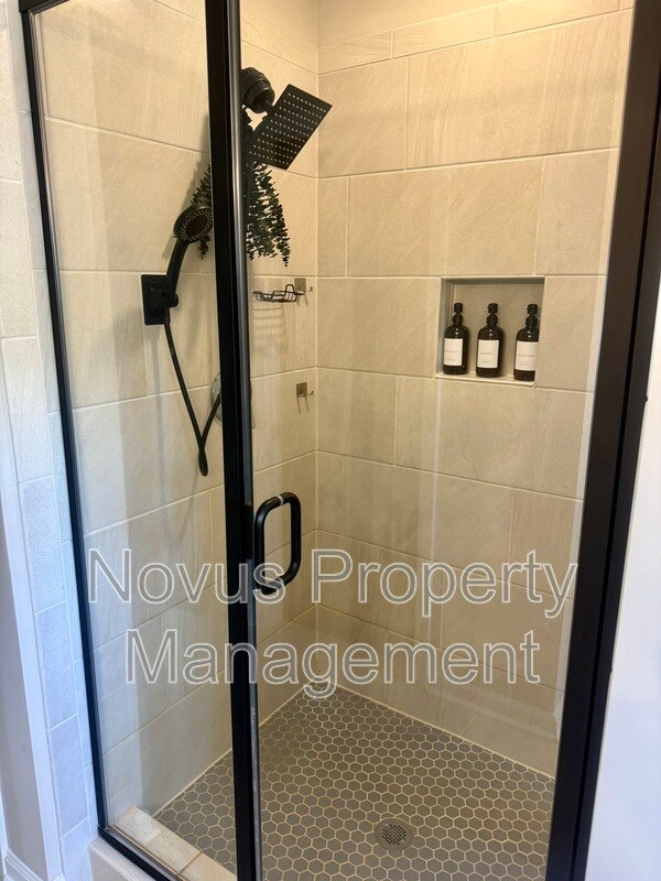 Building Photo - 148 Cedar Pk Wy