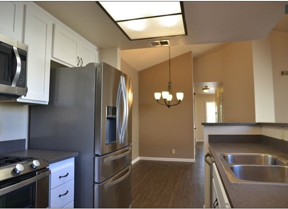 Building Photo - 1260 Franciscan Ct