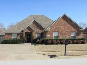 Building Photo - 2492 N Surtees Pl