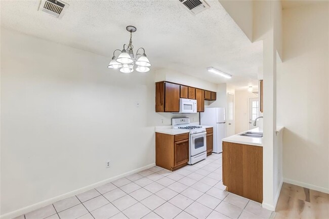 Building Photo - 14202 Sussman Ct