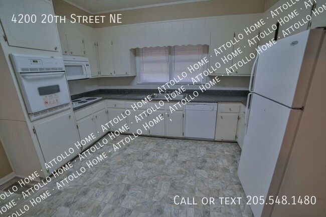 Building Photo - 4200 20th St NE