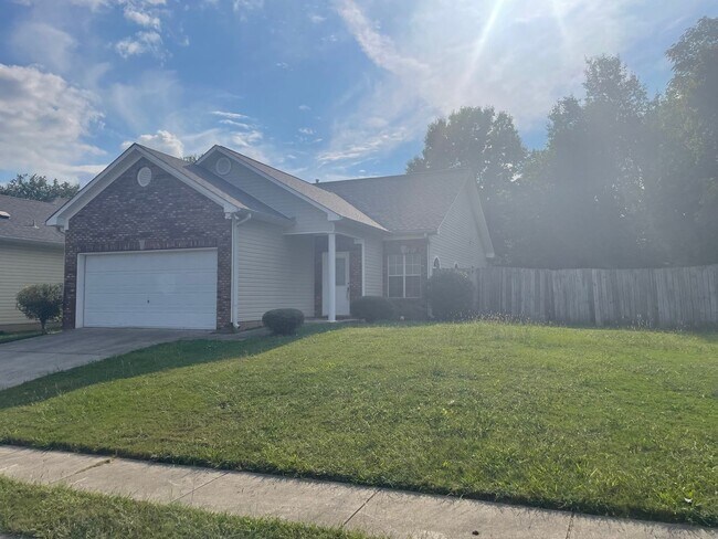 Primary Photo - For Rent - 3 Bedroom, 2 Bathroom home in P...