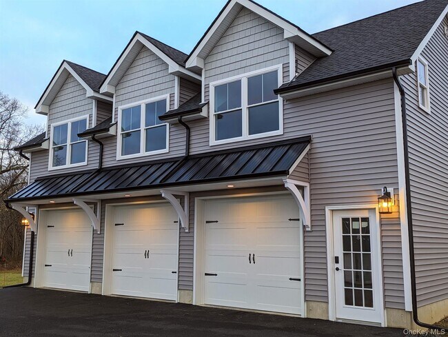 Building Photo - 28 Haines Ln