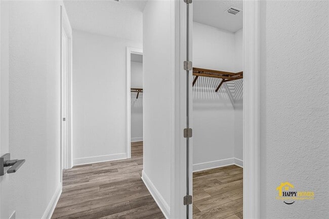 Building Photo - 9226 Santorini Dr