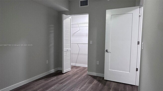 Building Photo - 25050 SW 136th Ave