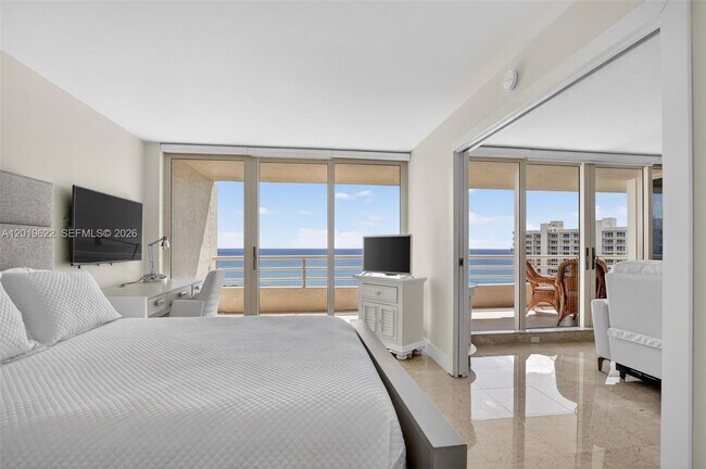 Building Photo - 4101 N Ocean Blvd
