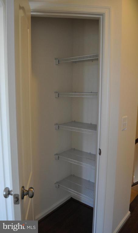 Building Photo - 43311 Novi Terrace