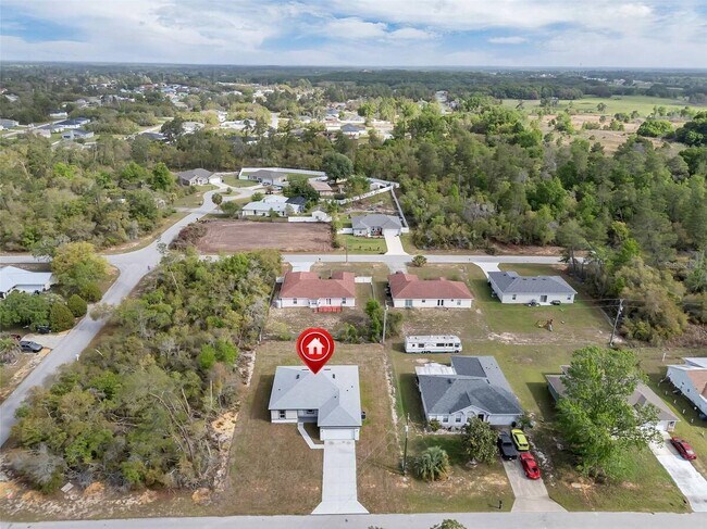 Building Photo - 2211 SW 153rd Pl Rd
