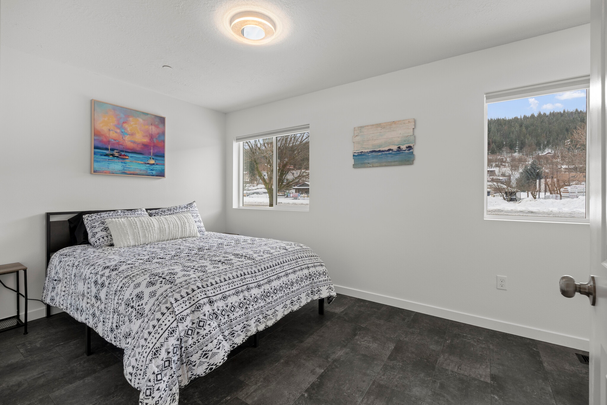 Second bedroom - 140 Railroad Ave
