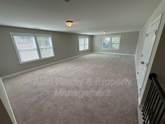 Building Photo - 850 Longleaf Pine Pl