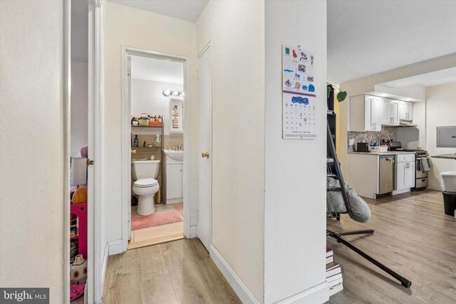 Building Photo - 2101 Chestnut St