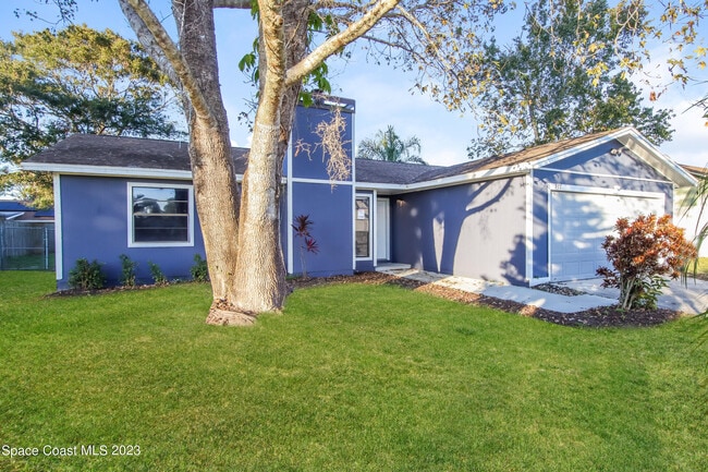 Building Photo - 977 Beacon St NW