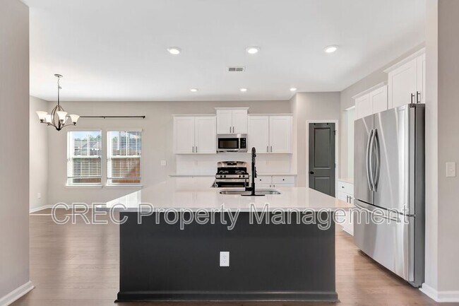 Building Photo - 436 Richfield Wy