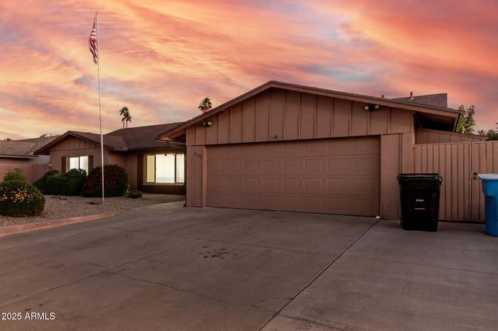 Building Photo - 3535 W Saint Moritz Ln