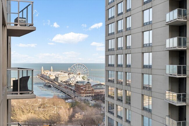 Building Photo - 600 N Lake Shore Dr