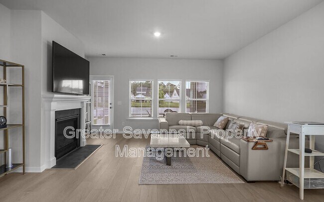Building Photo - 109 Weyview Gdns