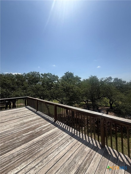Building Photo - 4130 Summit Dr