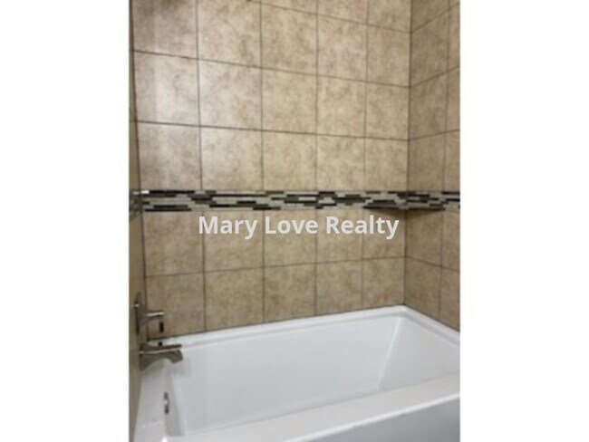 Building Photo - 79-7199-7199 Mamalahoa Hwy