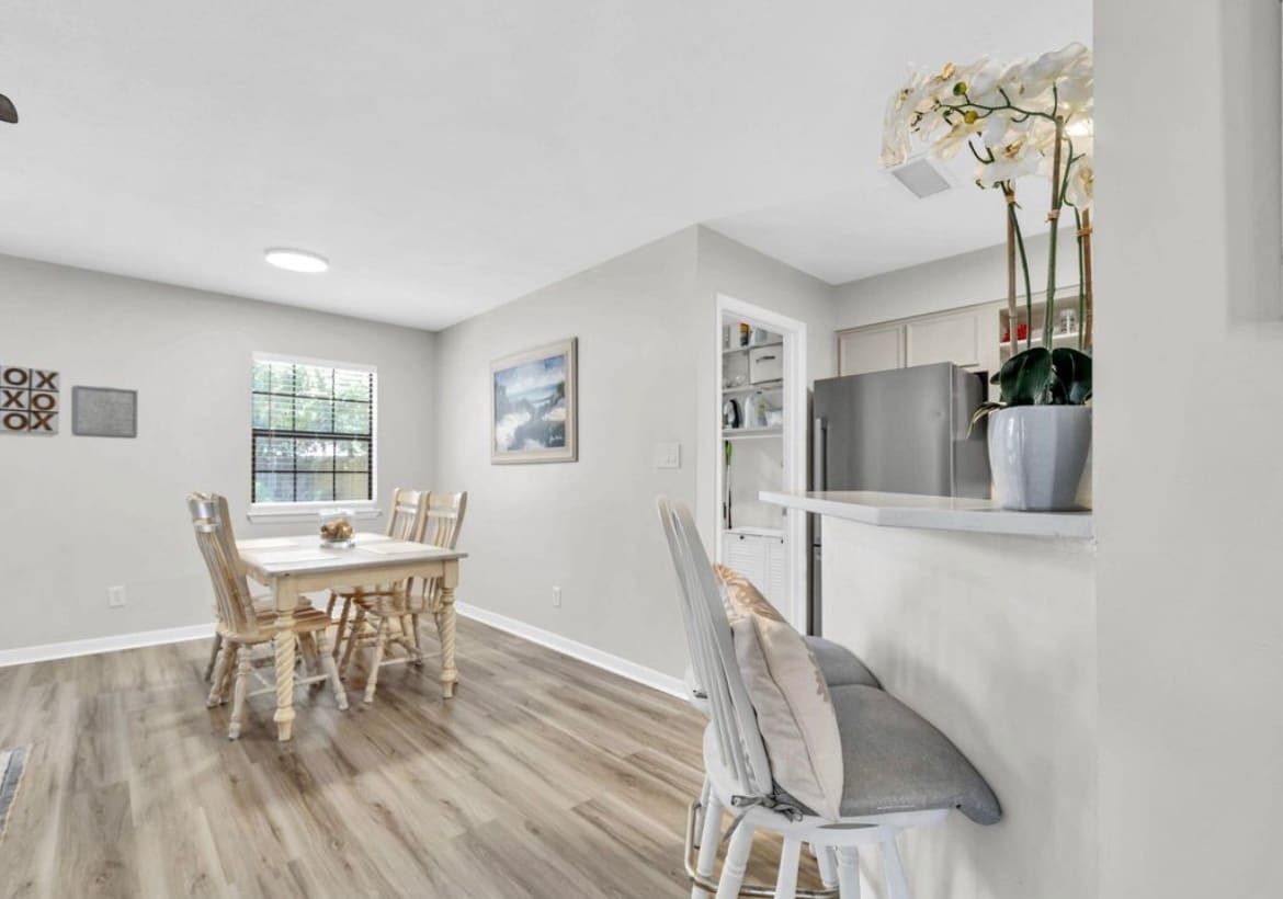 Building Photo - 321 Woodham Ct