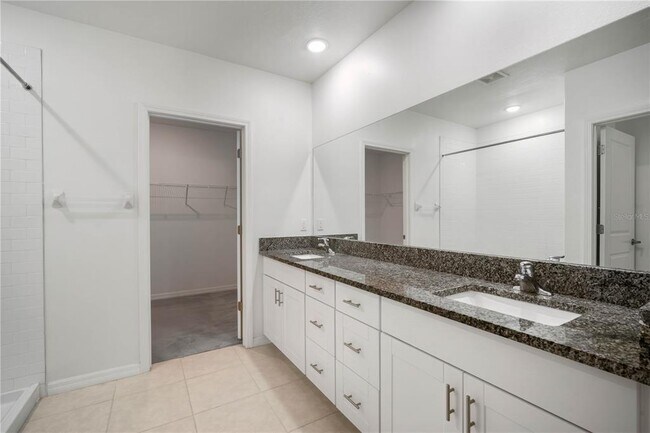 Building Photo - 1420 Tahitian Sunrise Dr