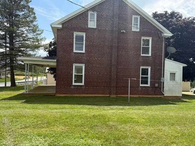 Building Photo - 7144 Susquehanna Trail S