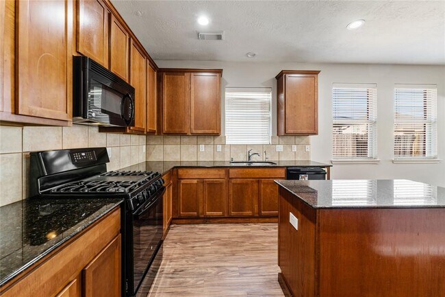 Building Photo - 6726 Wide Creek Dr