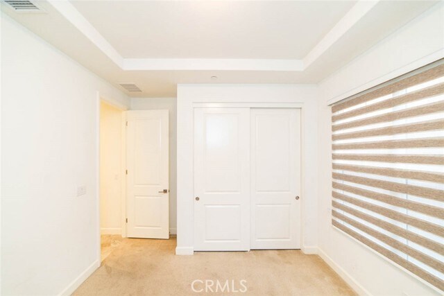 Building Photo - 52 Henson
