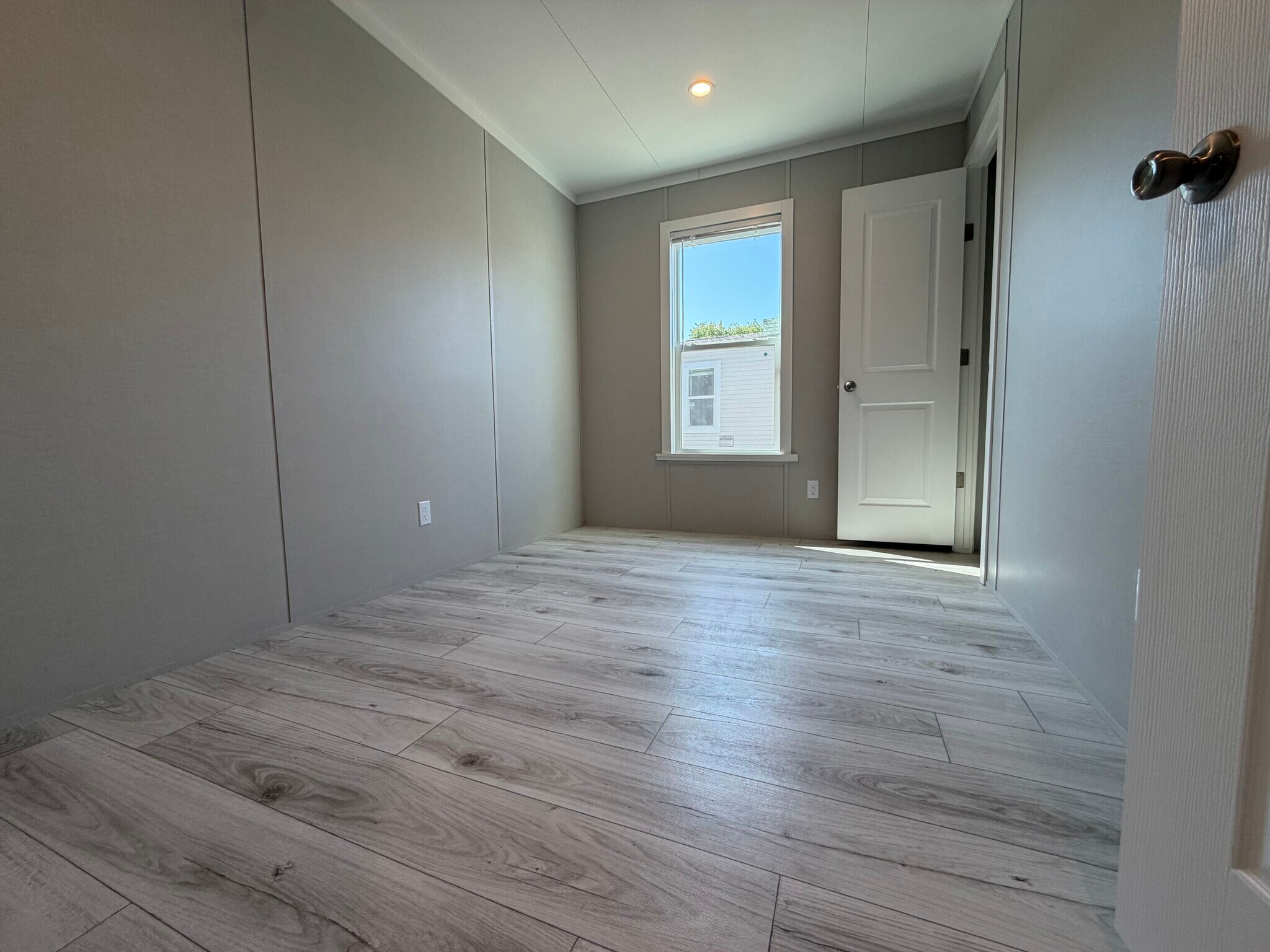 Building Photo - 709 N Collins Fwy
