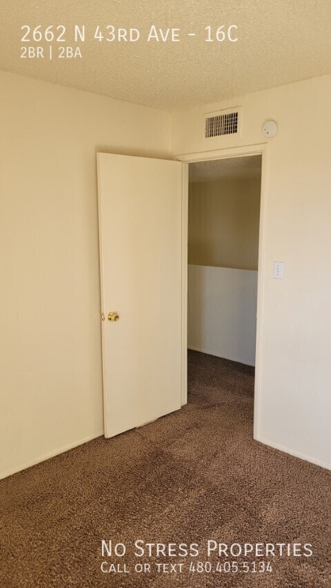 Building Photo - 2662 N 43rd Ave
