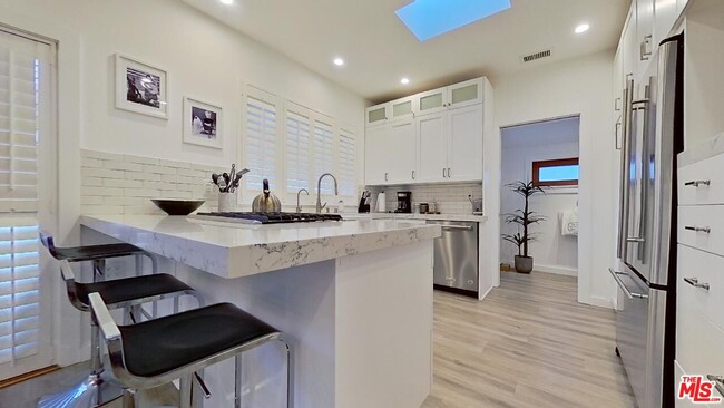 Building Photo - 2229 Oak Glen Pl