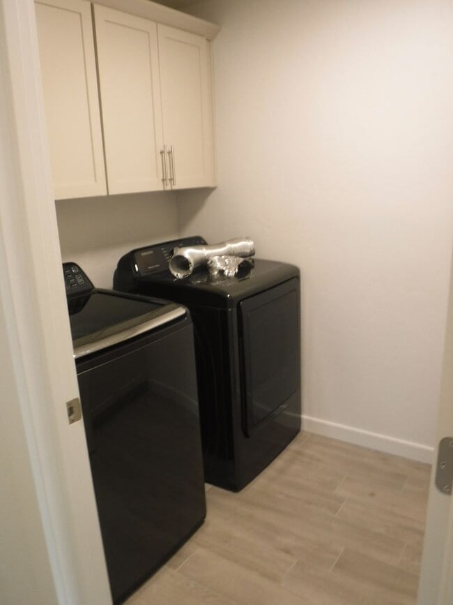 Building Photo - Beautiful newer 4 bed 3 bath home located HWY 55 in Horseshoe Bend.