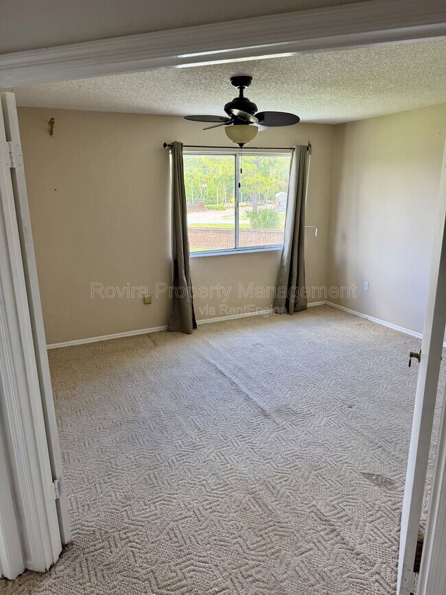 Building Photo - 1501 Chevington Ct