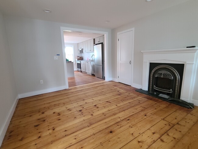 Living Room - 33 Green Street