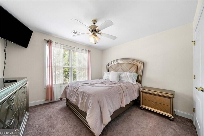 Building Photo - 209 Braemar Ct