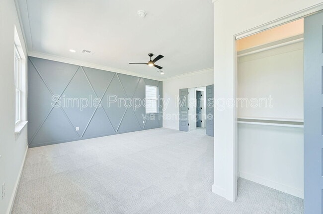 Building Photo - 4017 N Indiana Ave