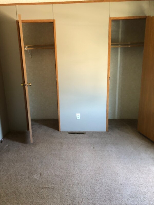 Building Photo - 1109 Hoffman Ln