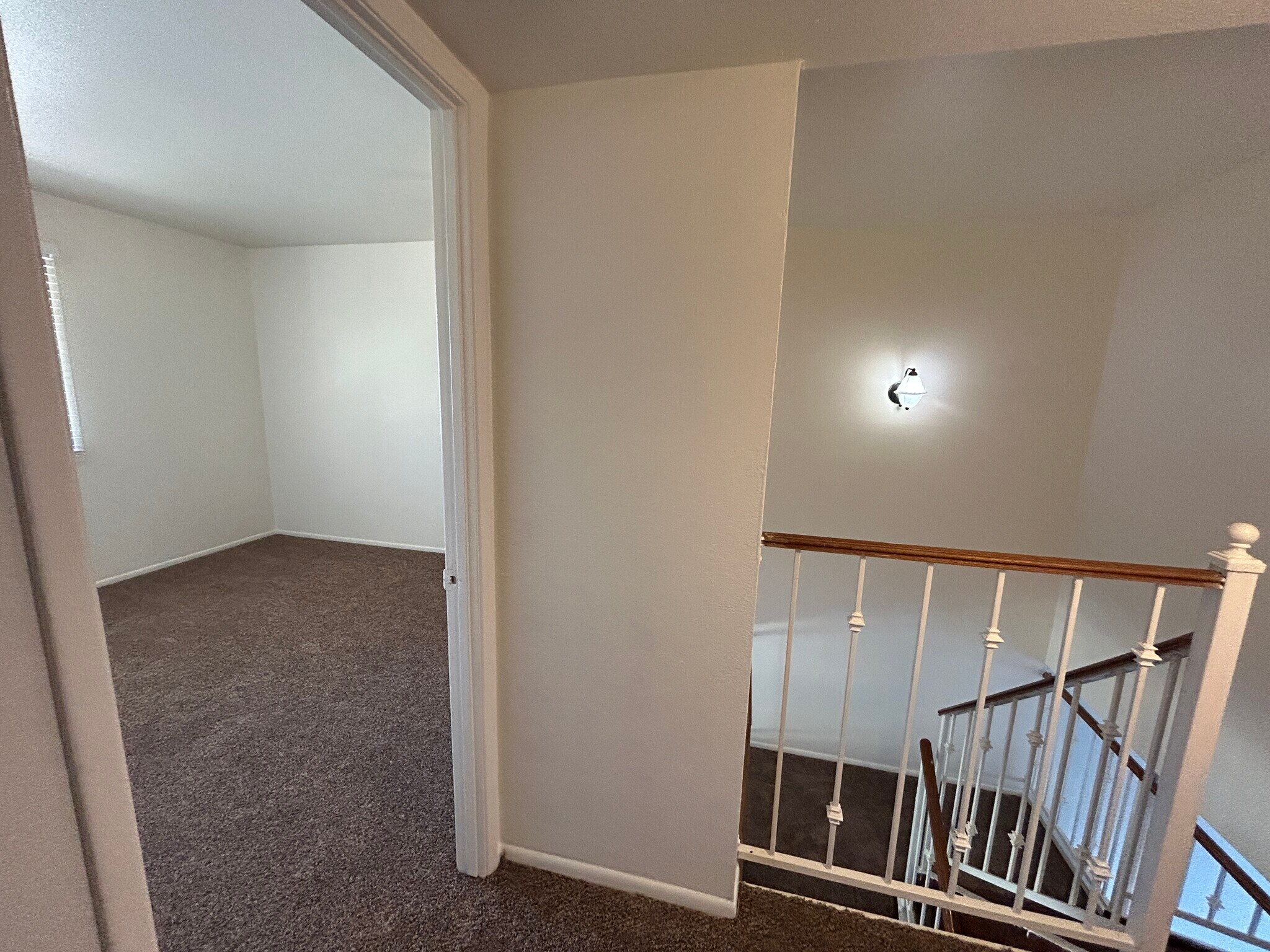 Building Photo - 5744 N 44th Ave