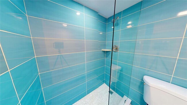 Building Photo - 301 87th Ave